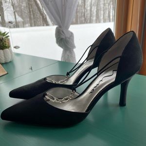 Nina closed toed black heels with silver jewels